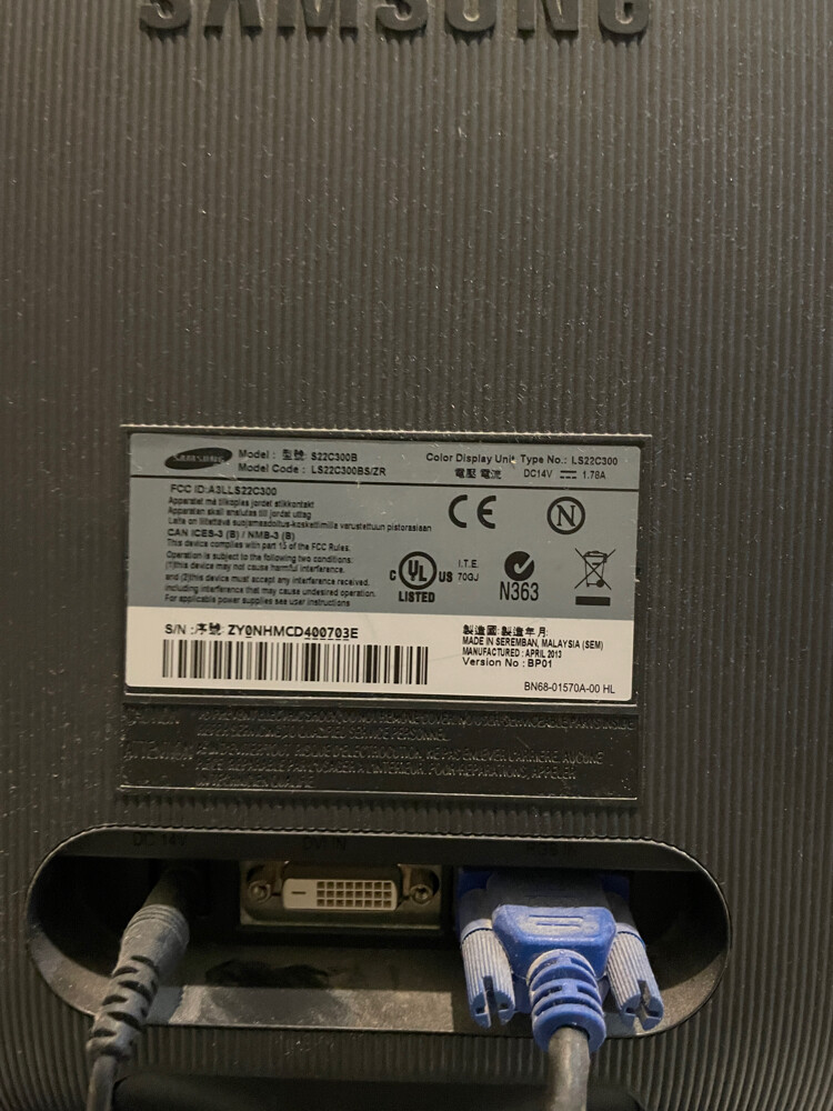 Samsung Monitor LS22C300BS/ZR – 22” - 3