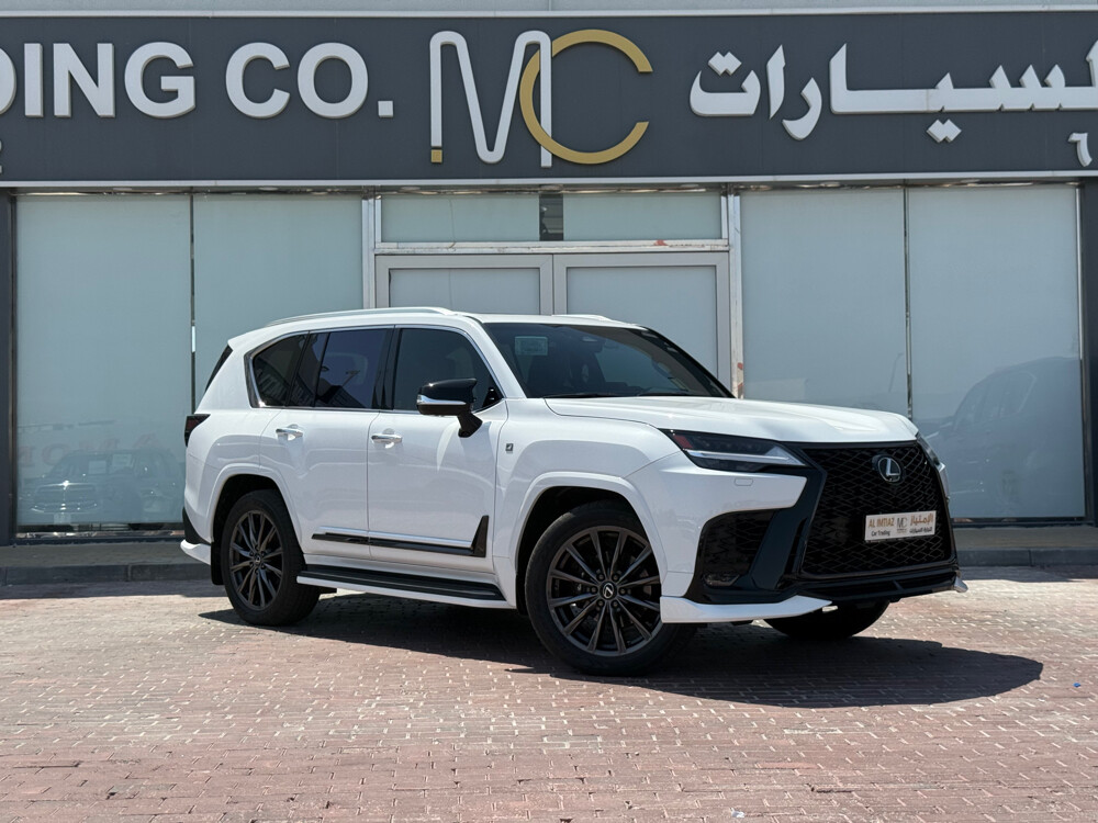 لكزس اف سبورت 2025 وارد قطر - 3