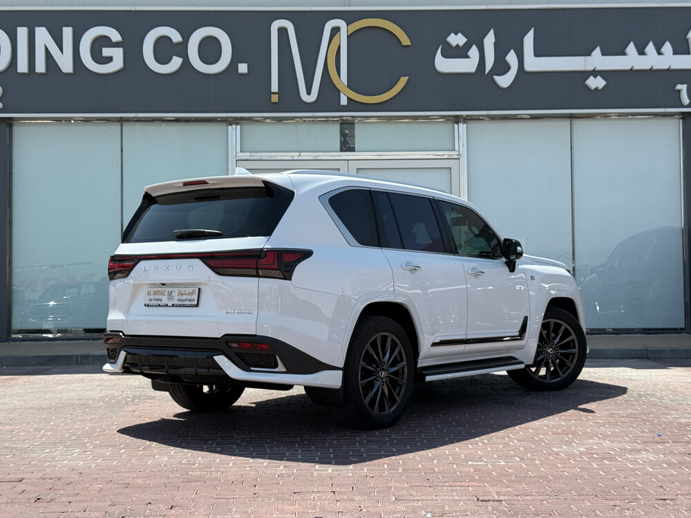لكزس اف سبورت 2025 وارد قطر - 6