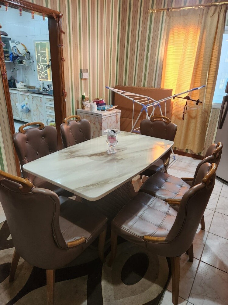 table and chairs - 2