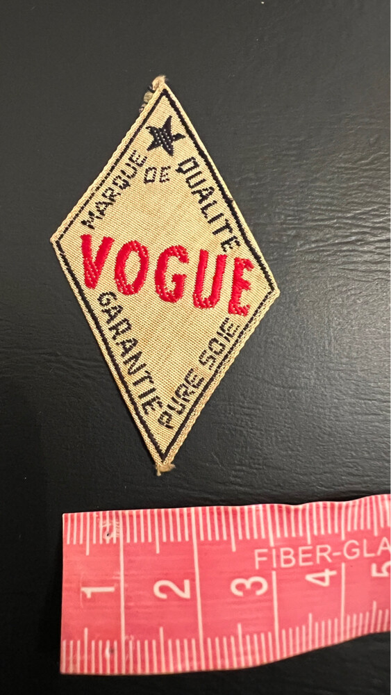 vintage french vogue patch 1950s  - 3