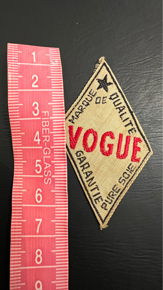 vintage french vogue patch 1950s  - 2
