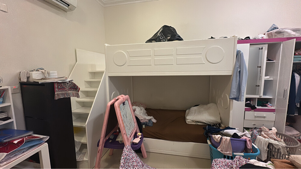 double bed with stairs white color - 2