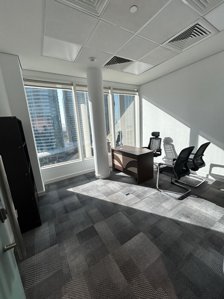 Office available with 1 month free - 6