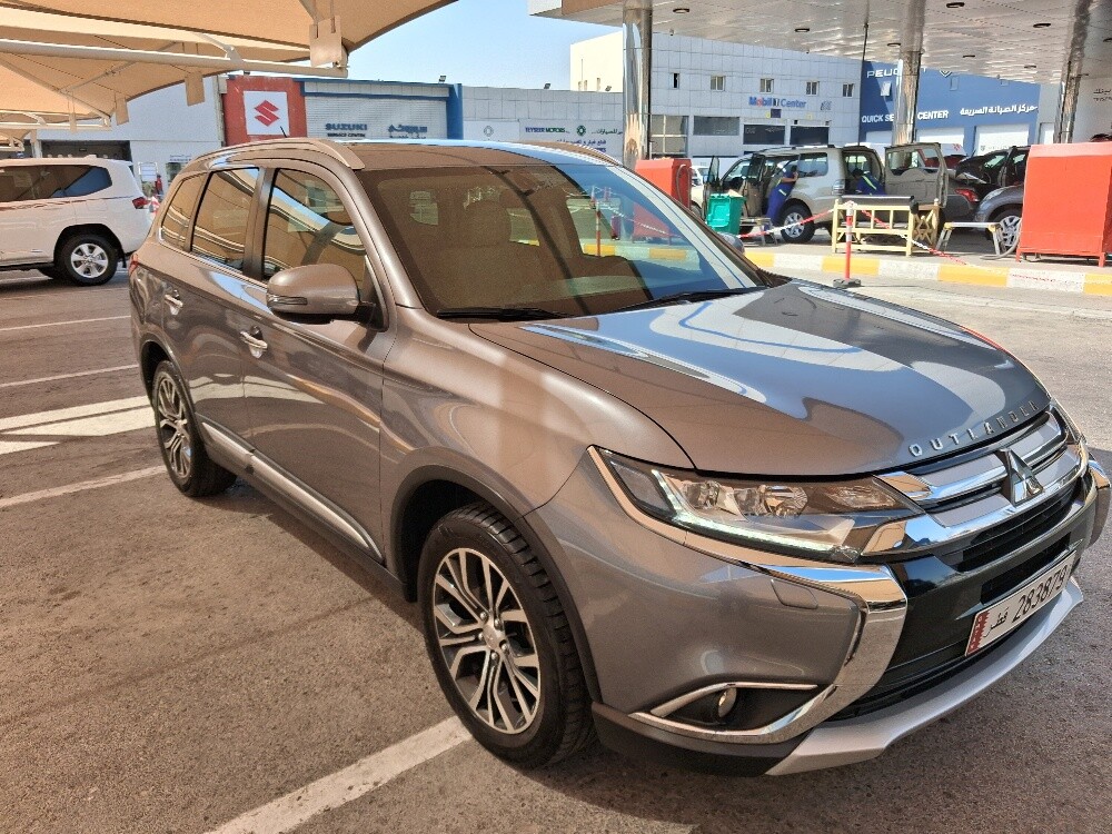 Mitsubishi Outlander GLS 3L V6 4WD - 1