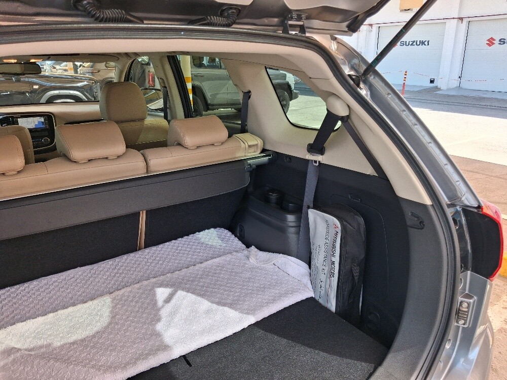 Mitsubishi Outlander GLS 3L V6 4WD - 16