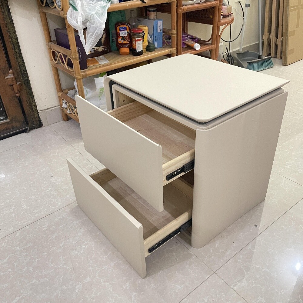 طاولة جانبية للسرير - 2