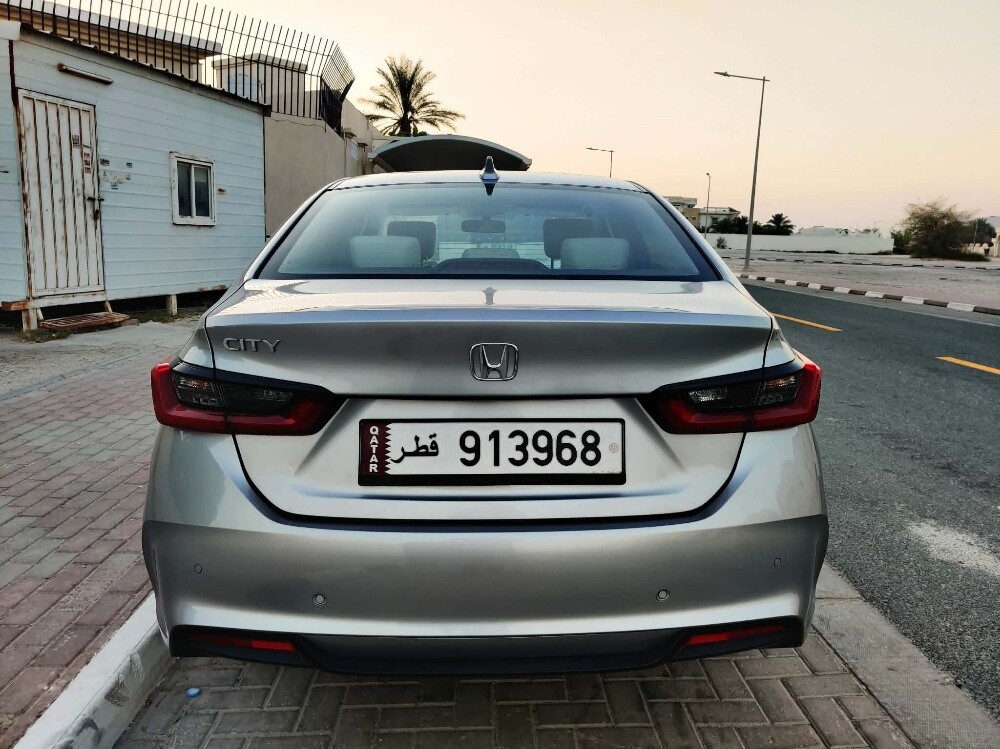Honda city 2024 km: 48000 - 7
