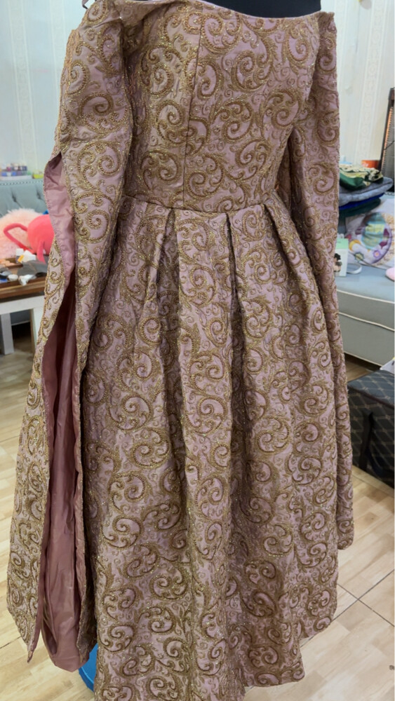 Elegant evening dresses - 12