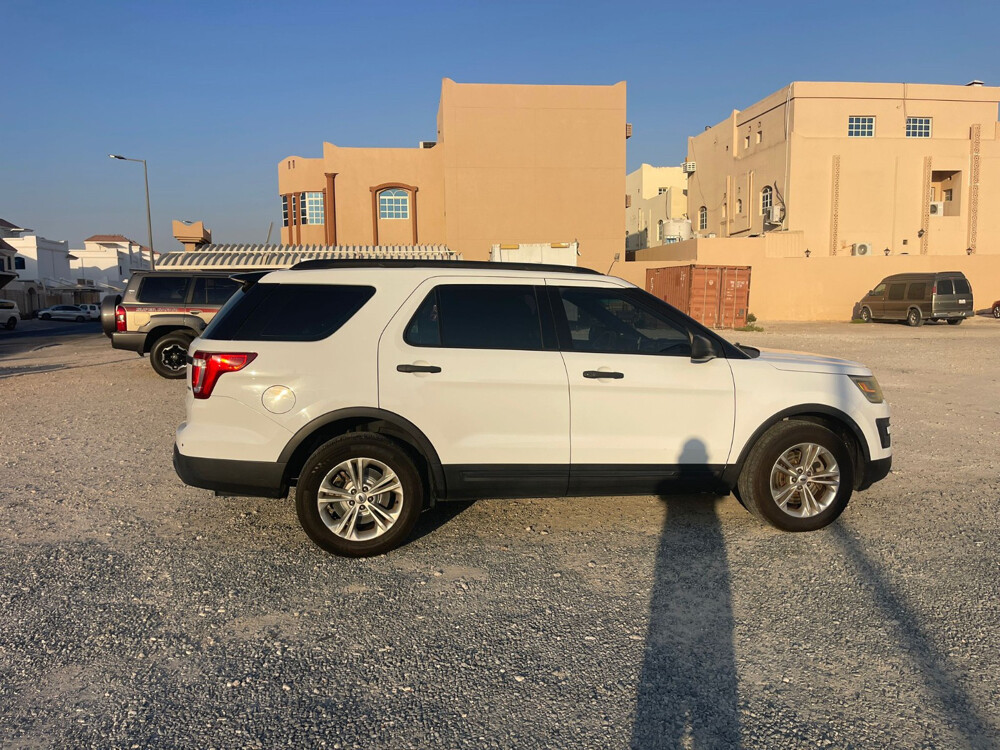 Ford Explorer - 5