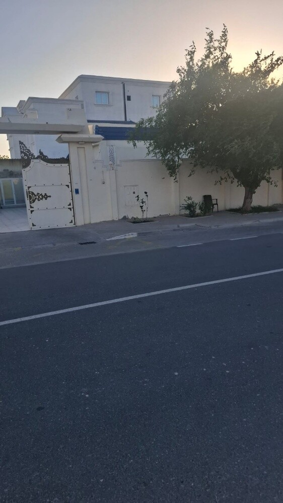 للبيع فيلا ارضيه في بني هاجر - 1
