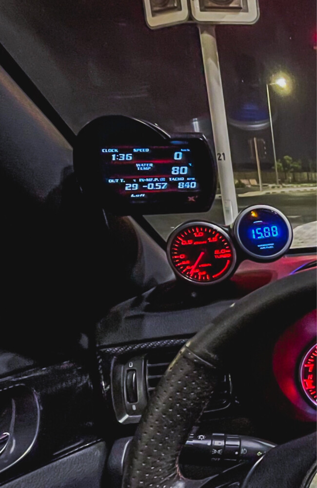 ODB Screen with shift light - 1
