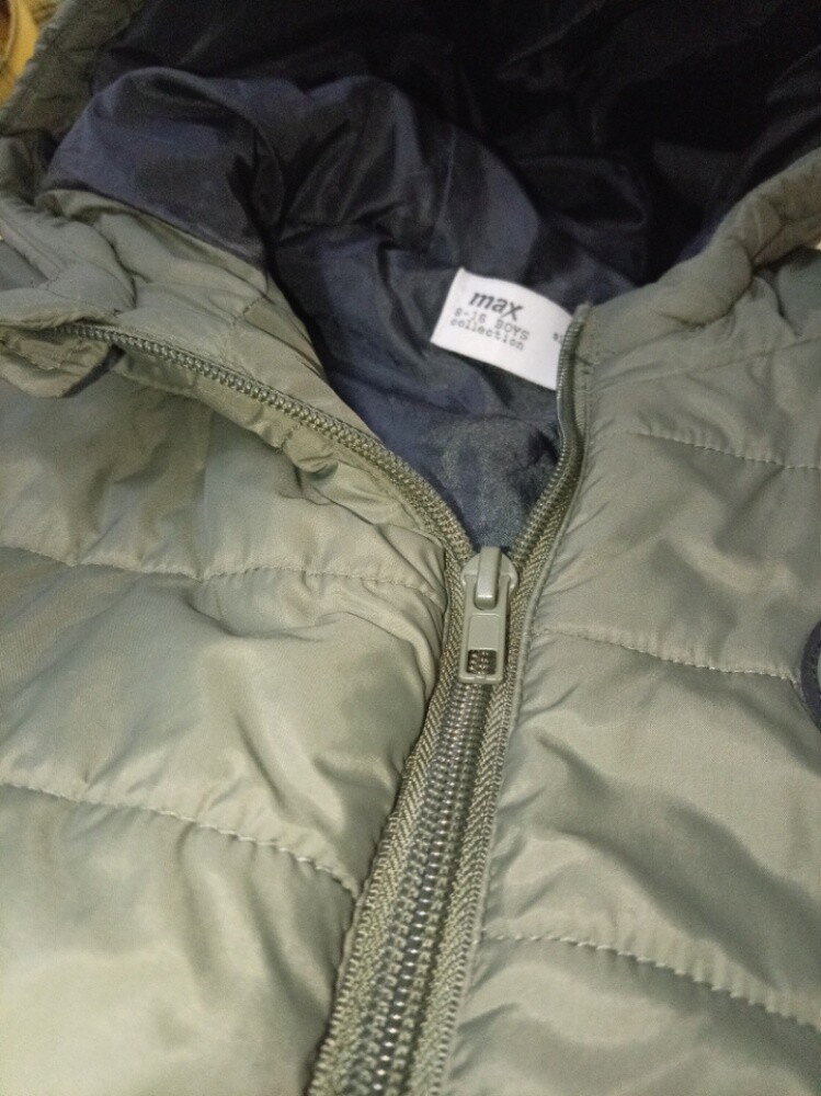 Hooded puffer vest - 3
