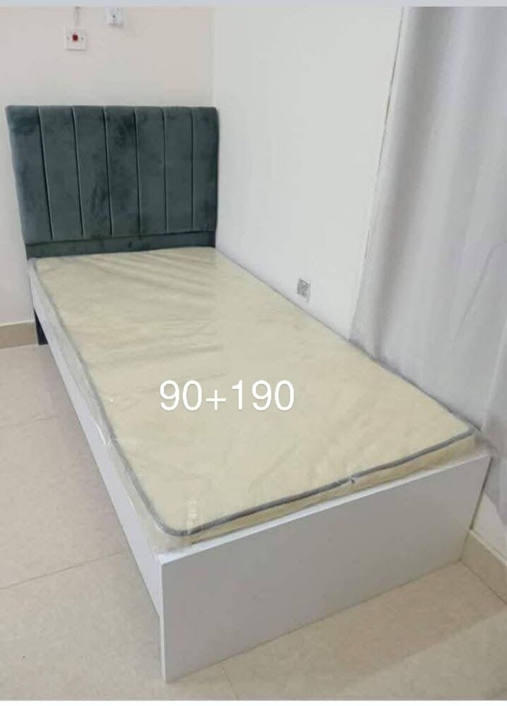 Single bed, bunk bed available - 18