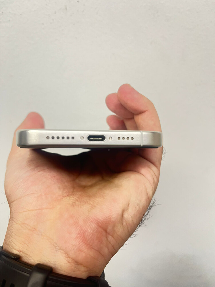 iPhone 15pro mix  - 2