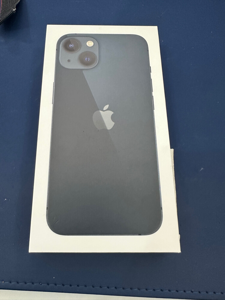 iPhone 13 midnight 256gb - 1