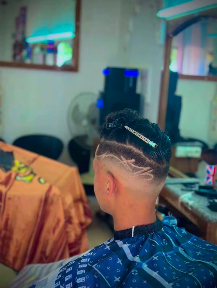 barber Job   - 9