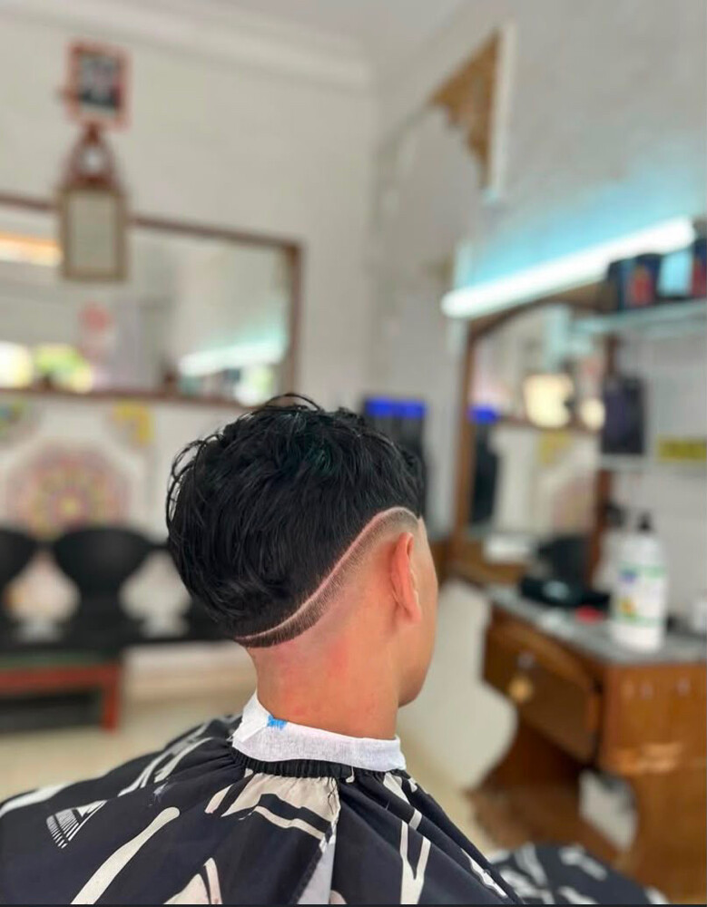 barber Job   - 3