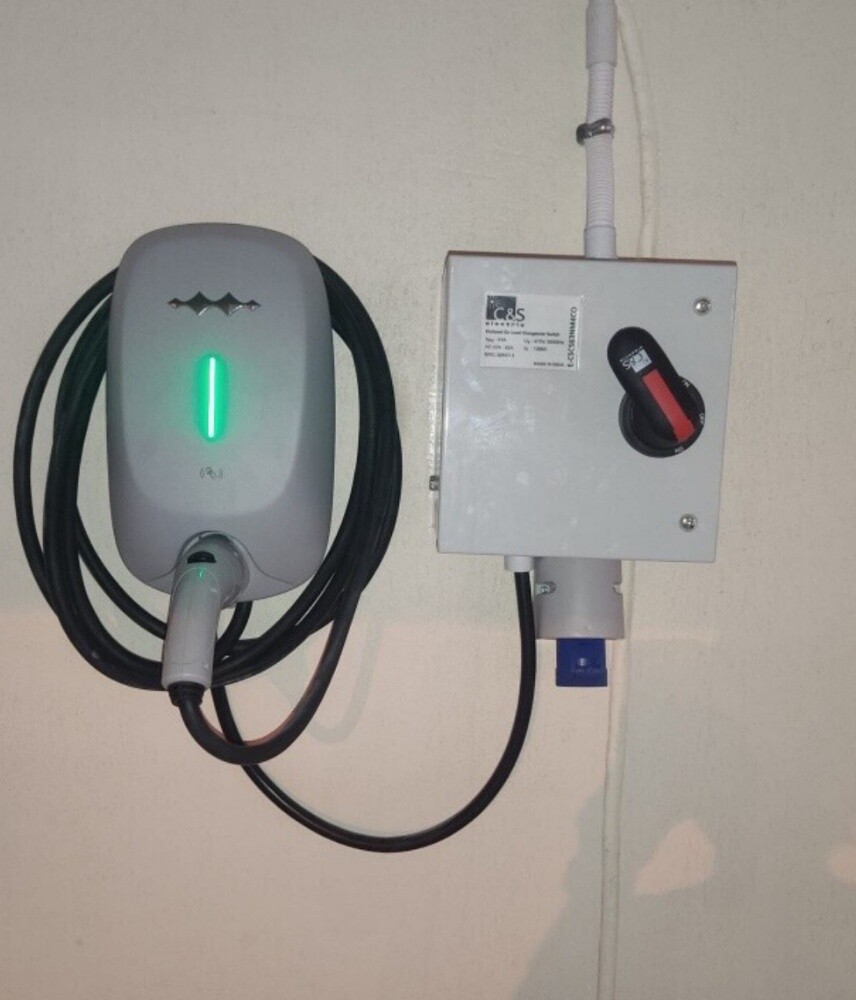 BYD,TESLA,ROX, JUTEOR charger insta - 2
