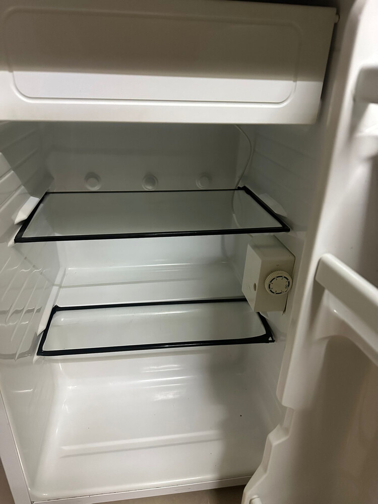 DAEWOO MINI FRIDGE FOR SALE - 2