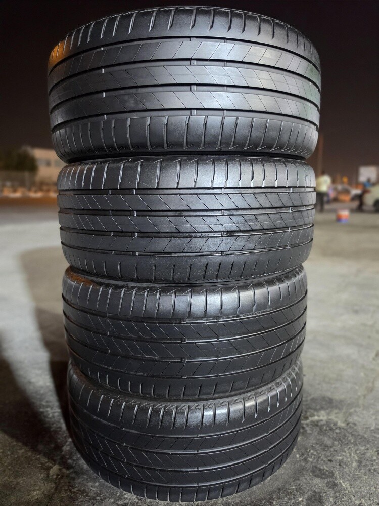 255/40/20 Bridgestone Tyre 2024 - 7