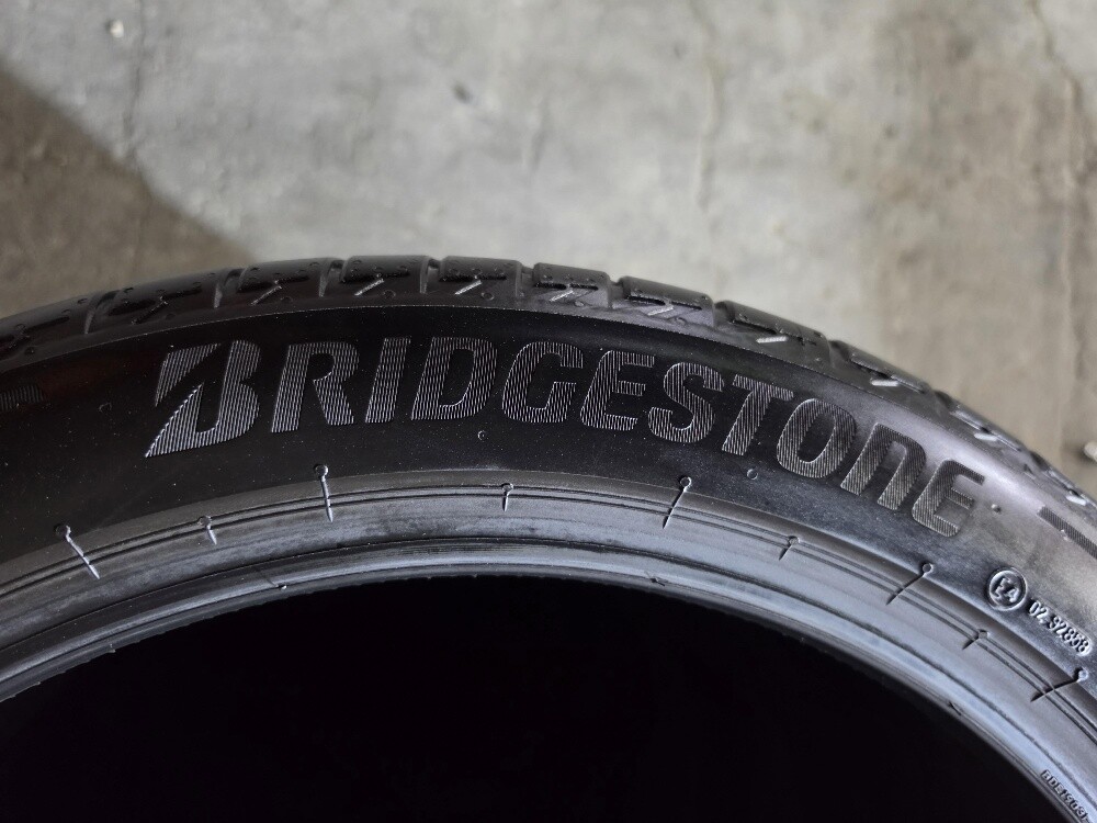 255/40/20 Bridgestone Tyre 2024 - 5