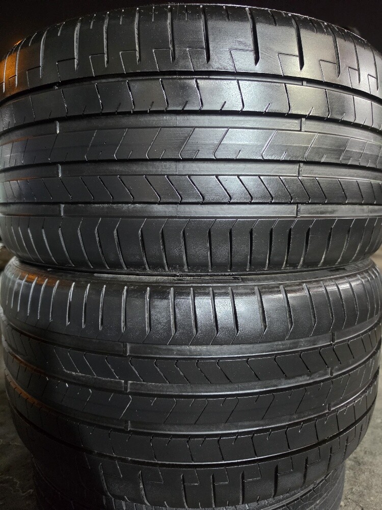 285/30/21 Pirelli Tyre Slightly Use - 1