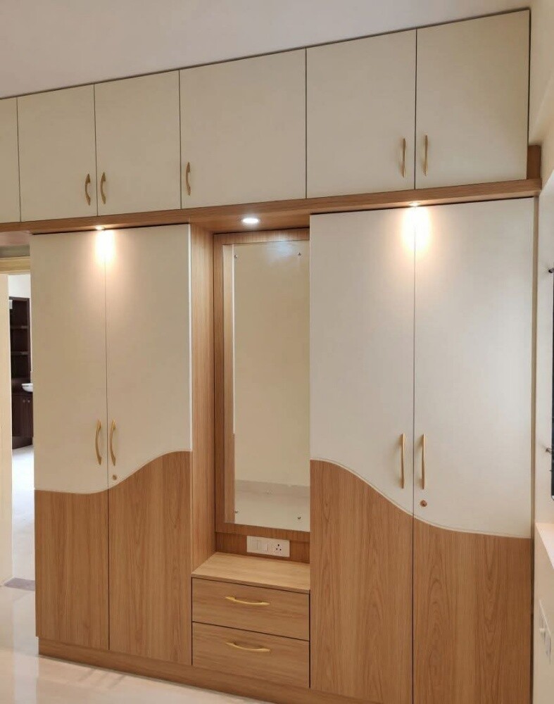 carpenter work WhatsApp number 7123 - 3