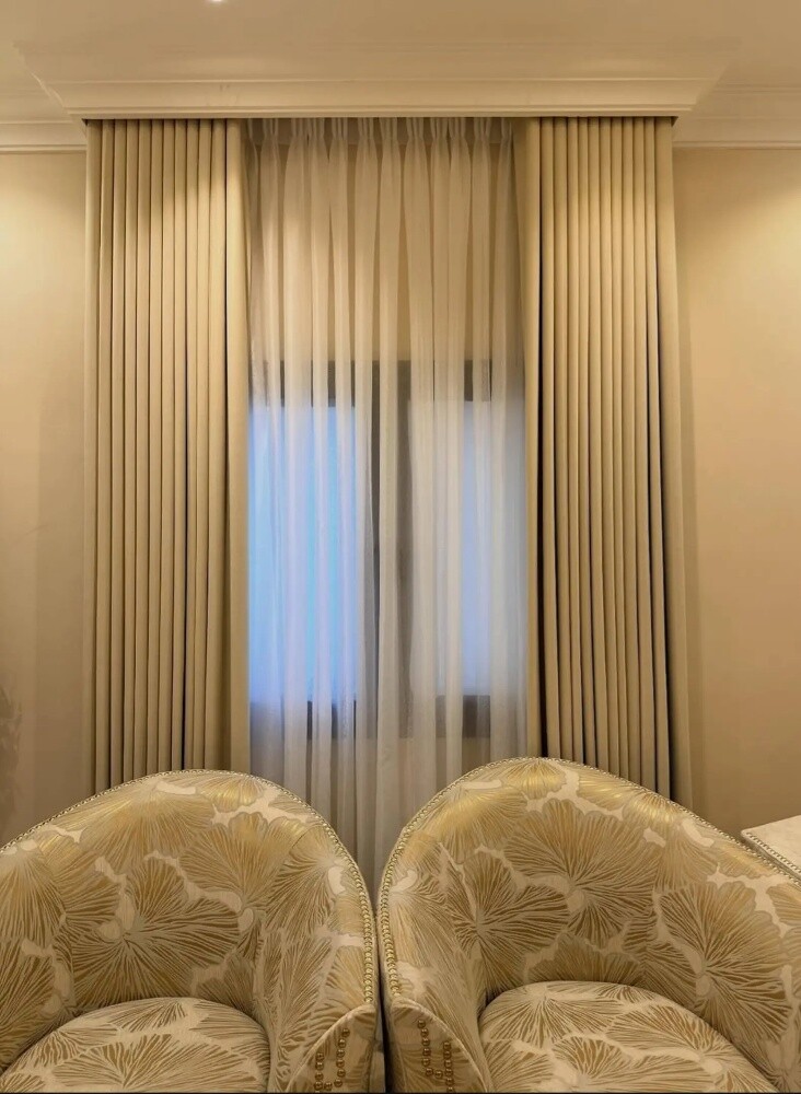 curtain,wall pepar, sofa recoverin - 18