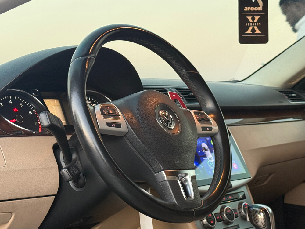Volkswagen Passat CC - 2