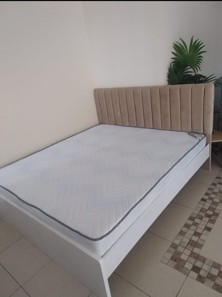 سرير مرتباغرف نوم للبيع جديدة 552 - 25