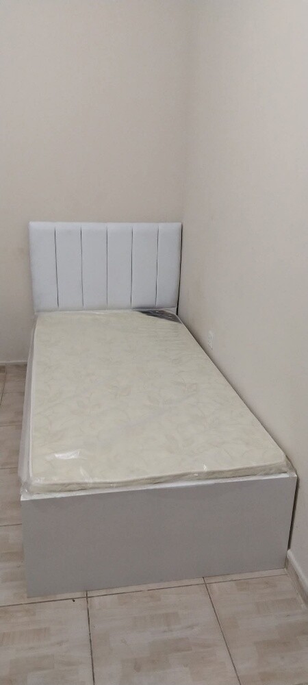 سرير مرتباغرف نوم للبيع جديدة 552 - 22