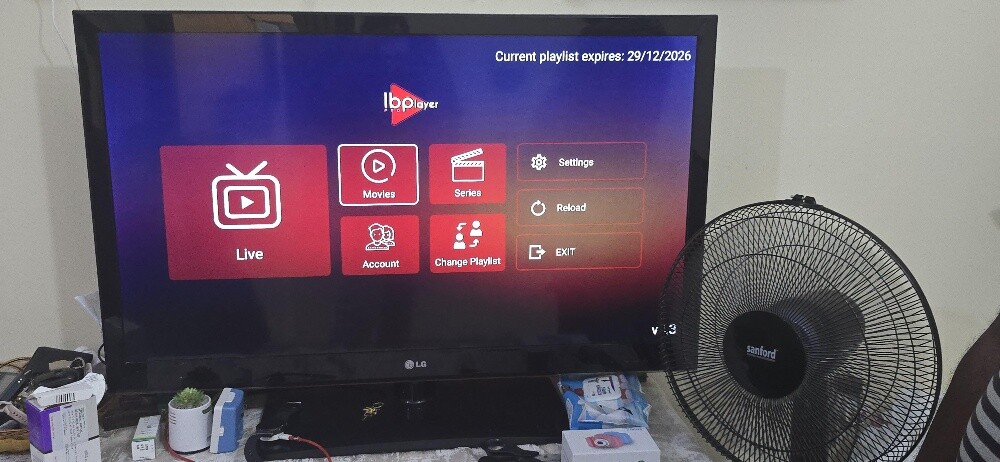 LG TV - 1