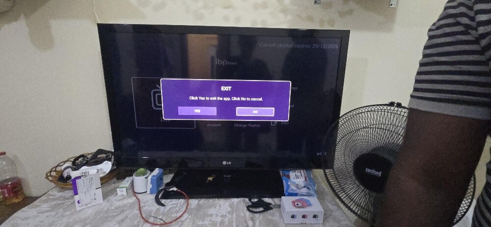 LG TV - 2