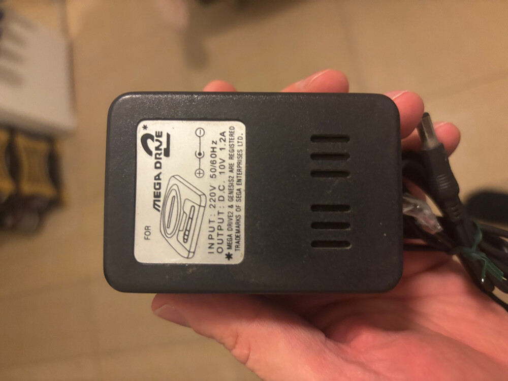 original 90’s Sega Mega Drive II - 2
