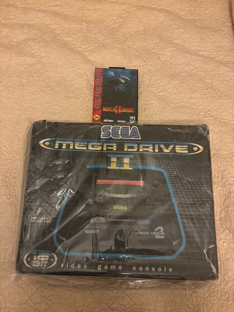 original 90’s Sega Mega Drive II - 3