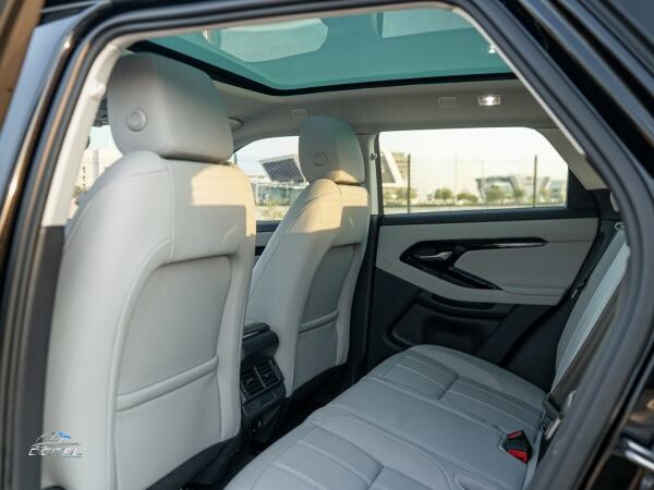 Land Rover Evoque - 13
