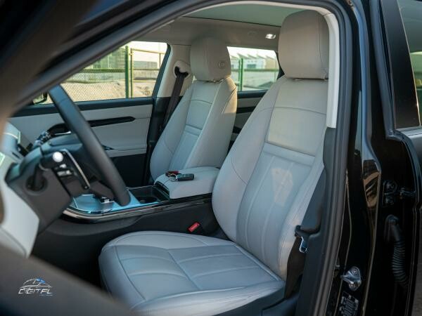 Land Rover Evoque - 12