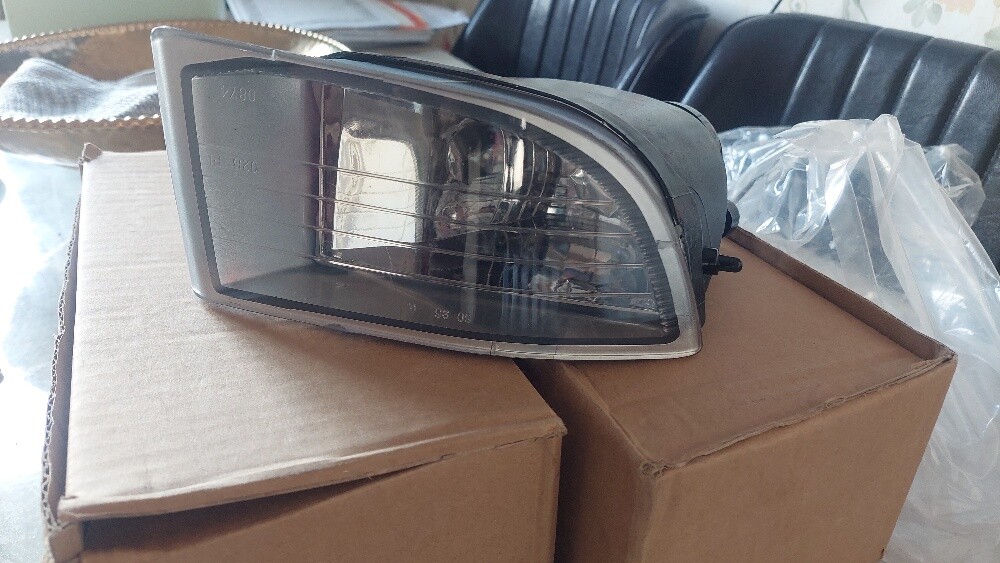 Prado Fog Lamps - 1