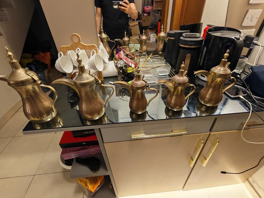 دلال رسلان القهوة او تحفه - 2