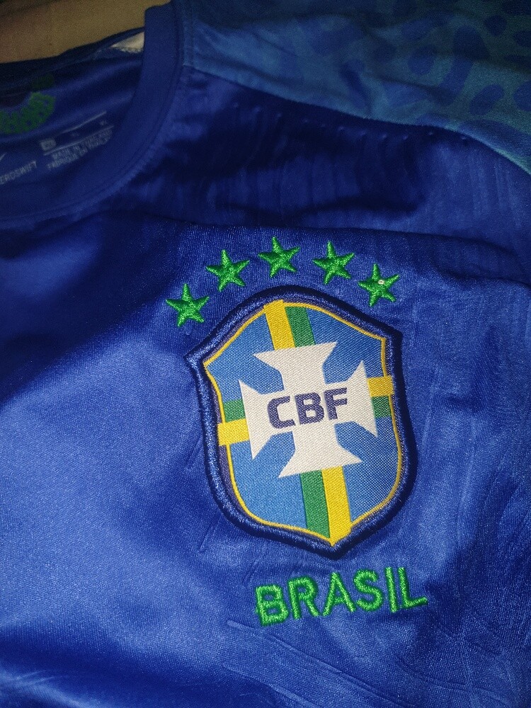 Official Authentic Player Version - 5