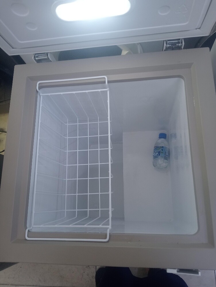 Geepas Deep Freezer Clean Condition - 4
