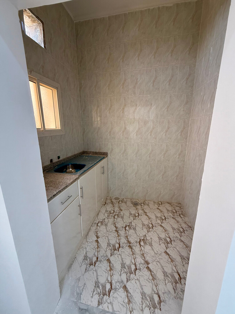 Office for rent in industrial area - 8