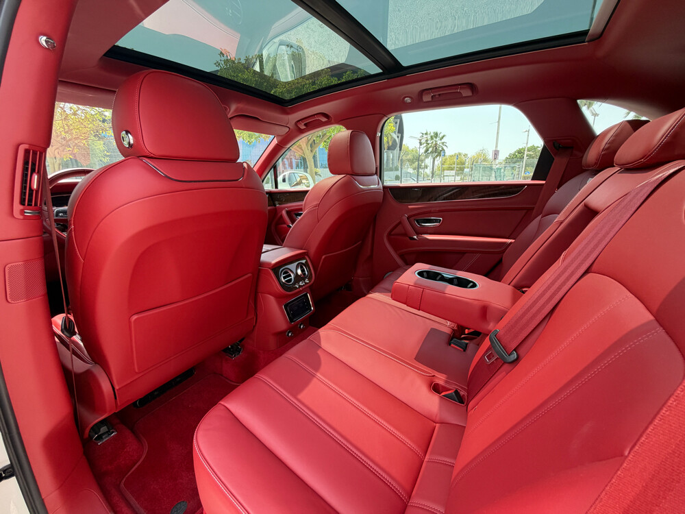 Bentley Bentayga - 14