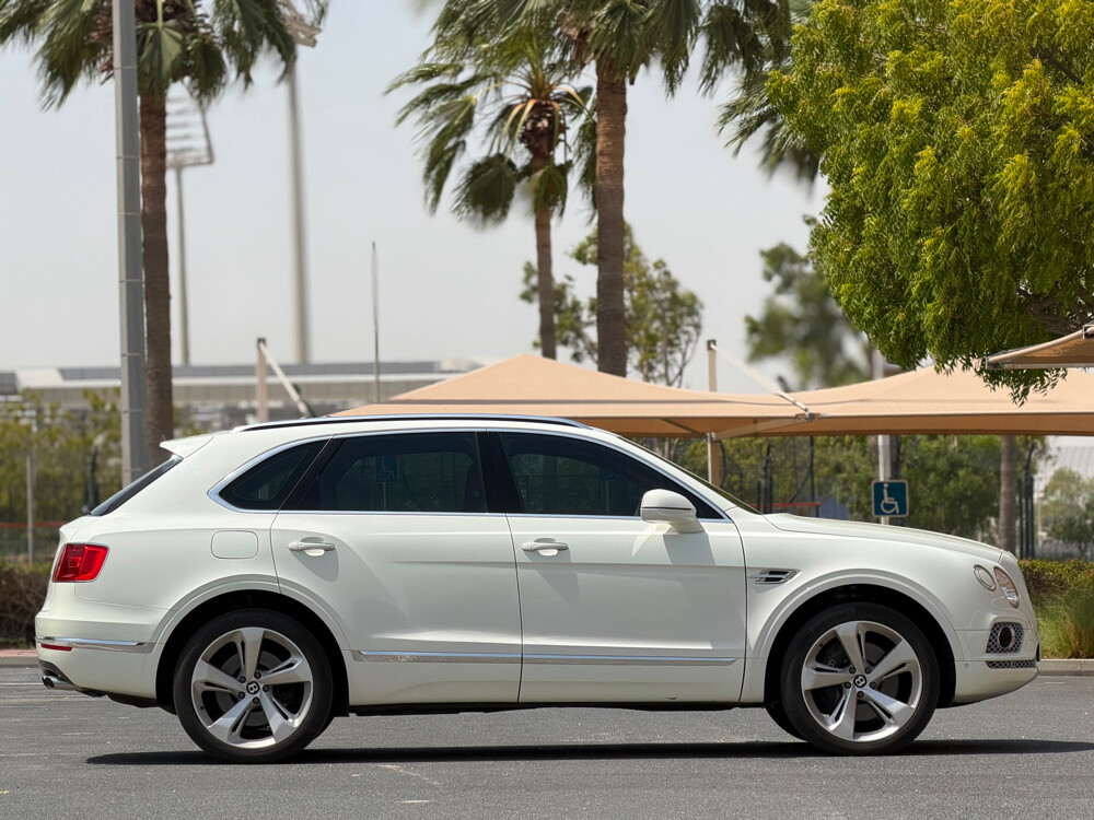 Bentley Bentayga - 7