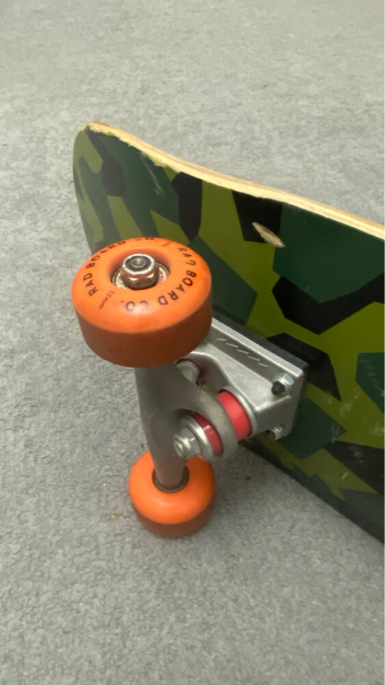 RAD skateboard - 2
