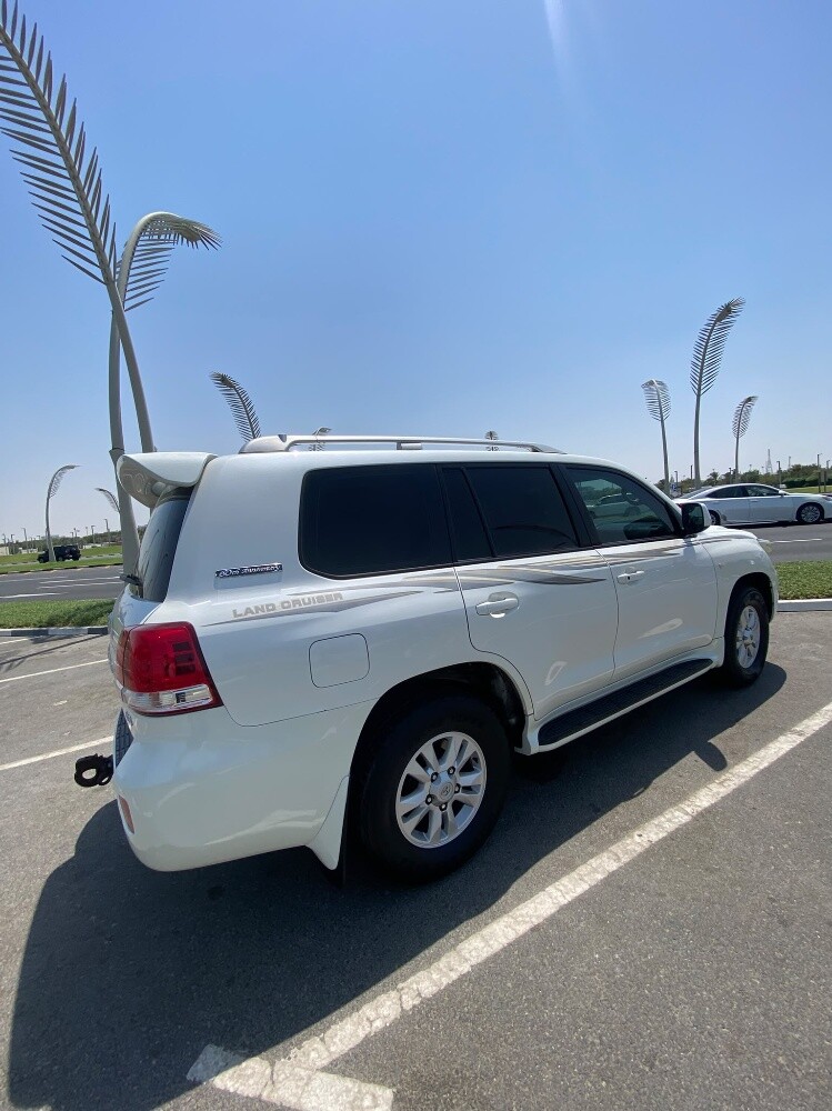 land cruiser - 4