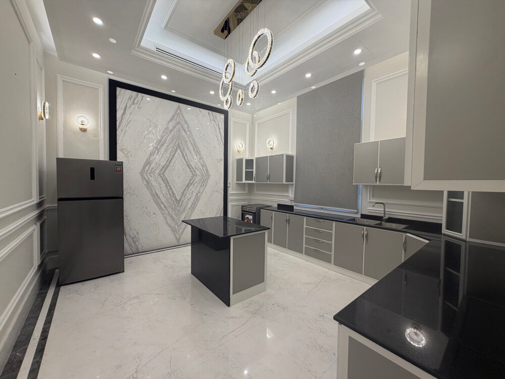 LUXURY VILLA 9 BHK FIR SALE HAZM M - 22