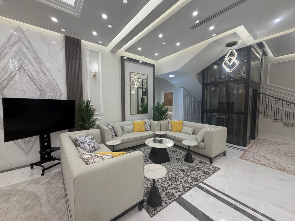 LUXURY VILLA 9 BHK FIR SALE HAZM M - 10