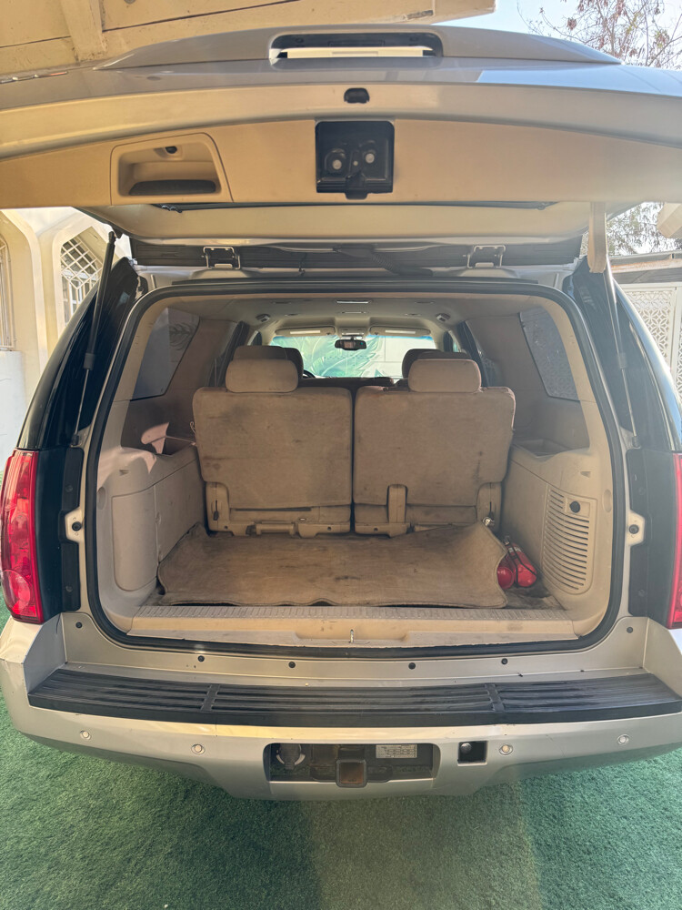2007 GMC Yukon - 11